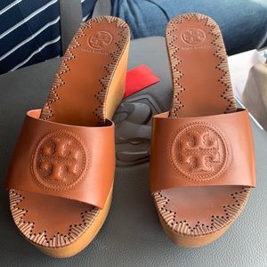 Tory Burch wedge genuine leather slides size 6.5